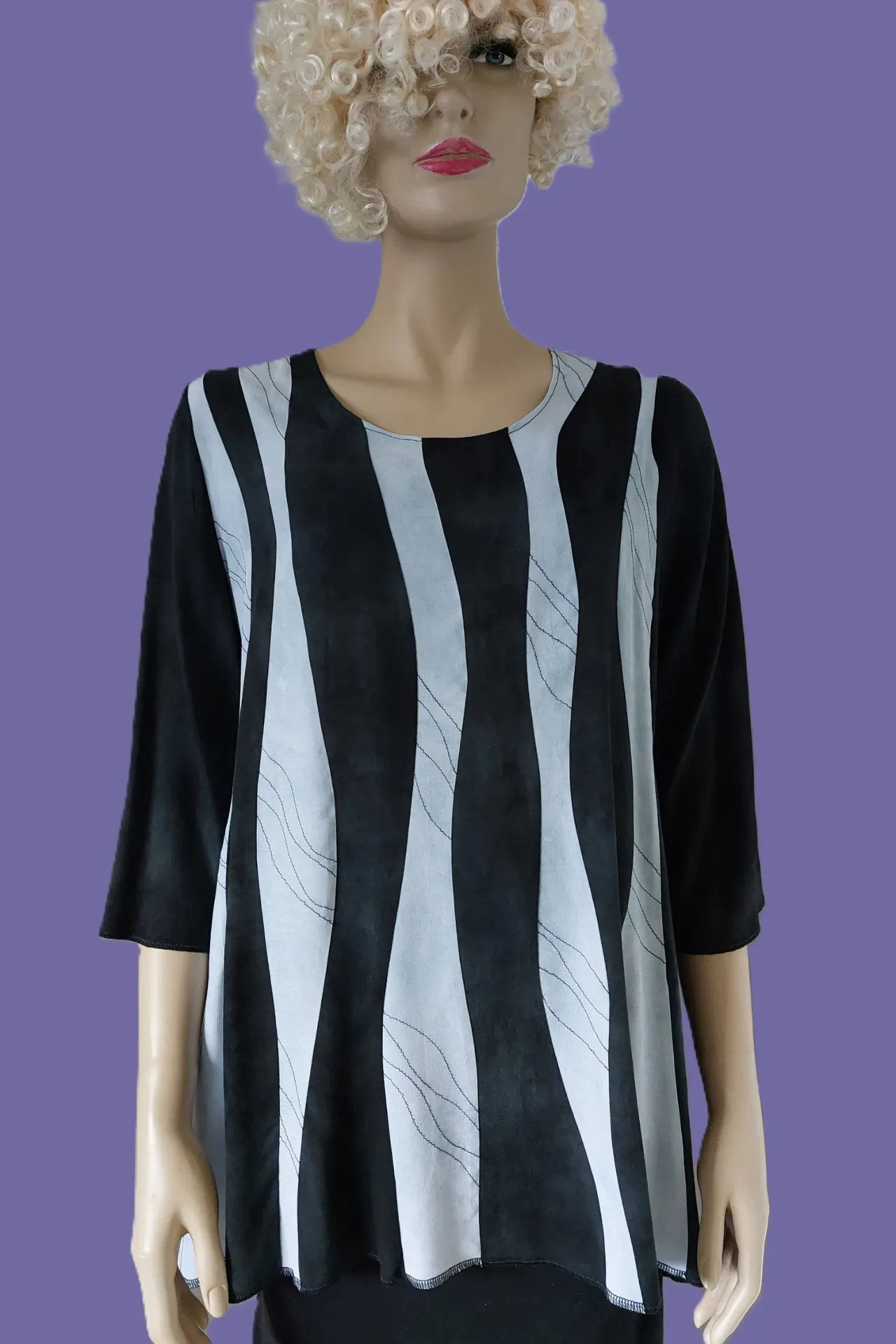 Viscose zebra blouse met decoratieve stiksels