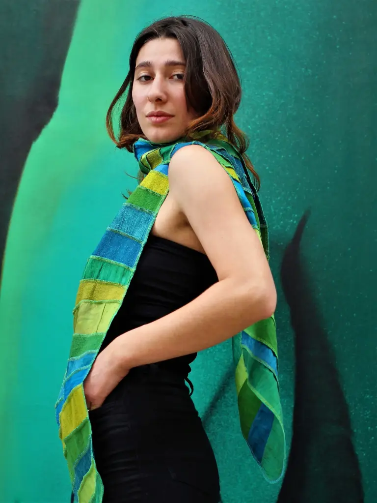 [S 425 Z-lime-turquoise] Vrolijke zijden sjaal lime groen turquoise blauw