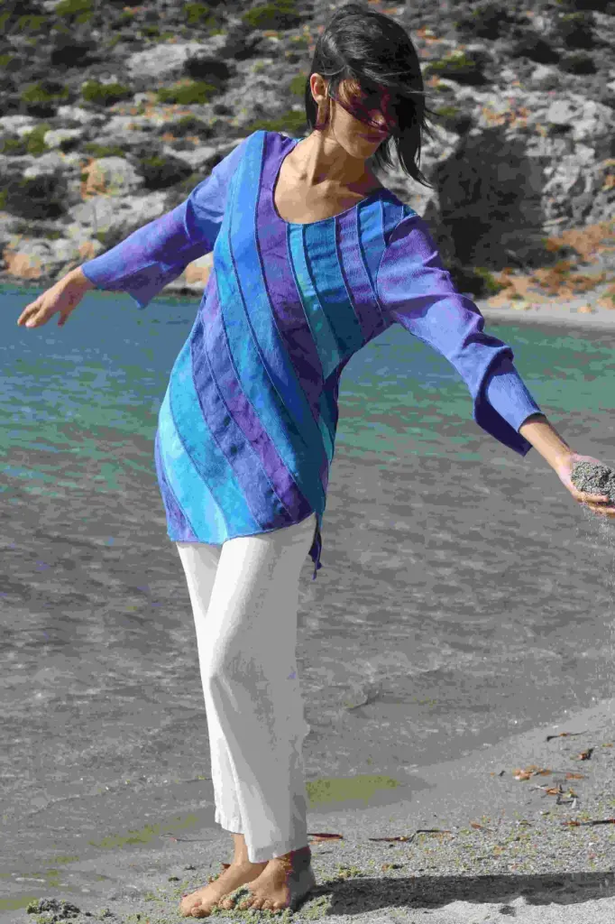 Viscose blouse, diagonale baantjes, handgeverfd, turquoise, lavendel (S, zeegroen tinten)
