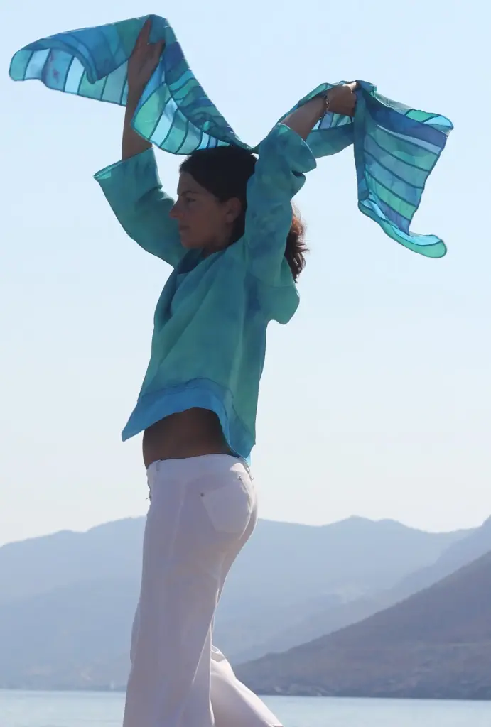 [S 425 V-turquoise] 100% viscose sjaal, gemaakt van restjes, blauw, turquoise, aqua, handgeverfd