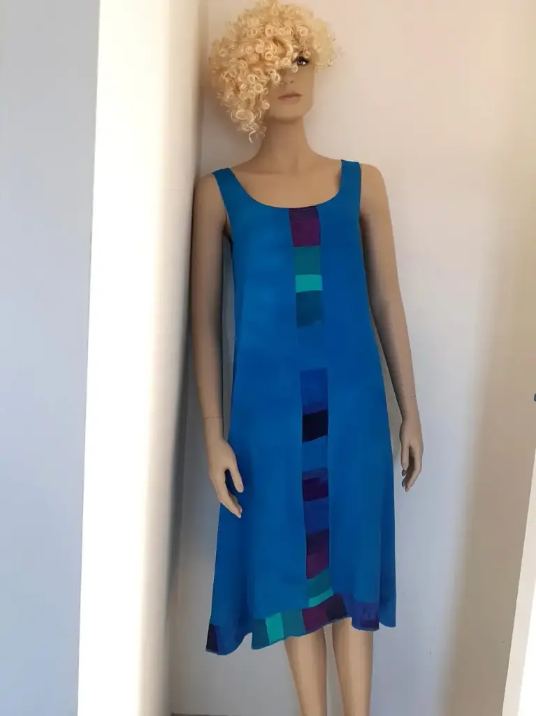 Turquoise viscose zomerjurk met patchwork (S, rood tinten)