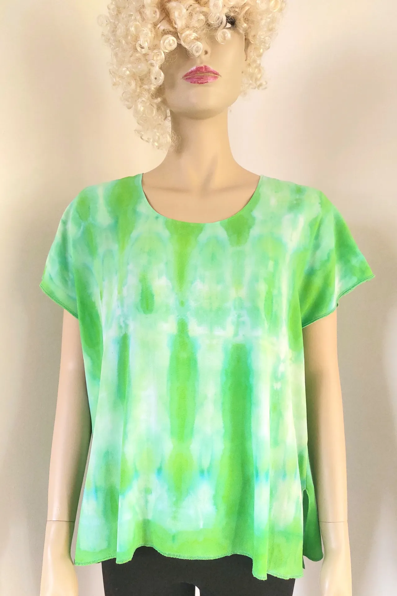 Unieke tie & dye blouse met korte vlindermouw, lentegroen-turquoise