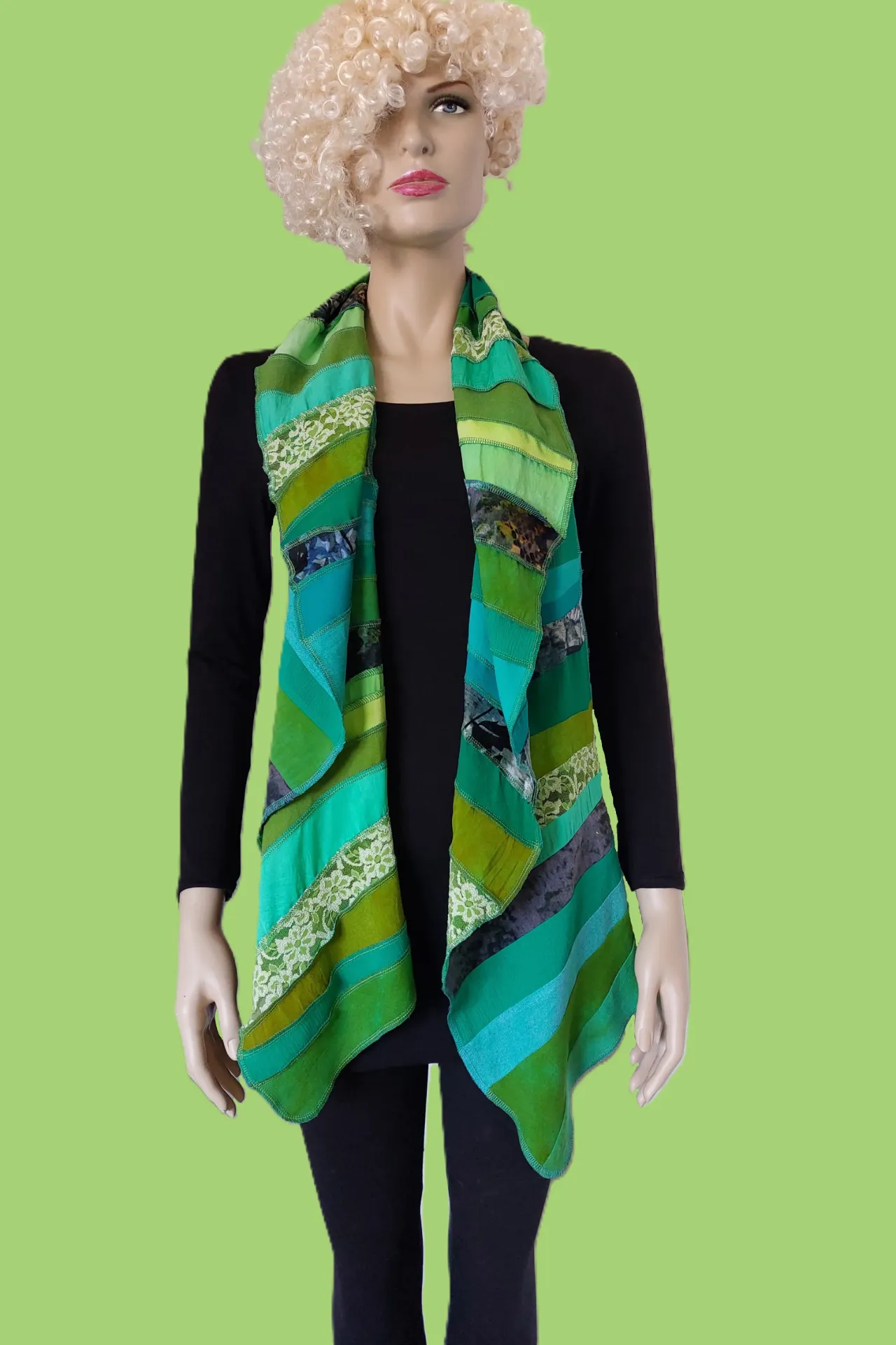 viscose met allerlei stofjes: bloemetjes en kant, grappige combinaties, groen
