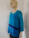 Blauwe viscose blouse met schuine banen, maat M en XL