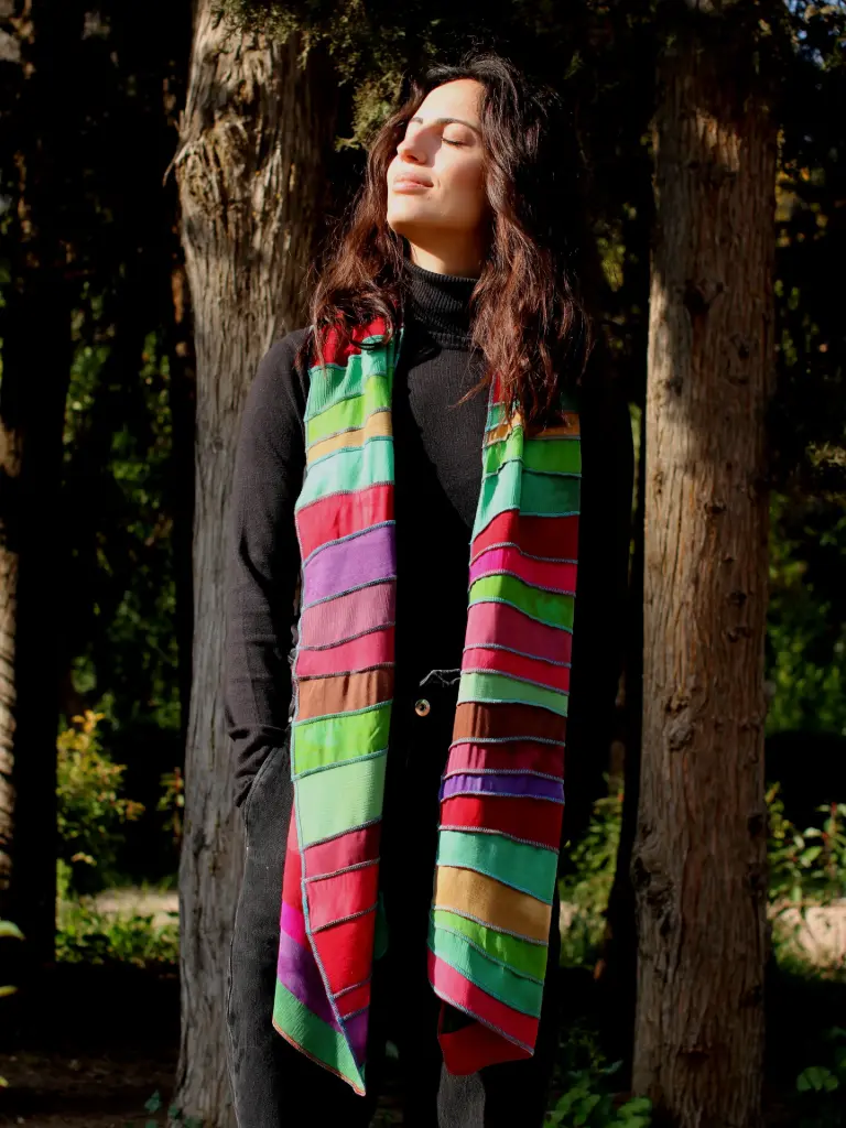 [S 425 V-herfst2] viscose sjaal, tinten rood-roest-mosgroen-zeegroen-paars